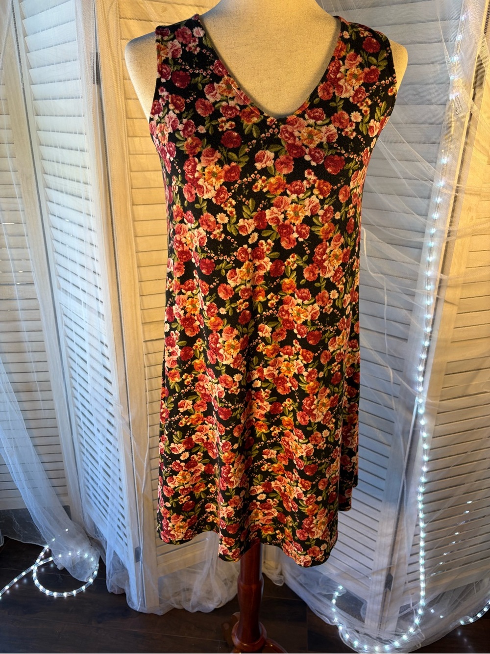 BCX Black Floral V‑Neck Midi Dress with Pink and Coral Roses